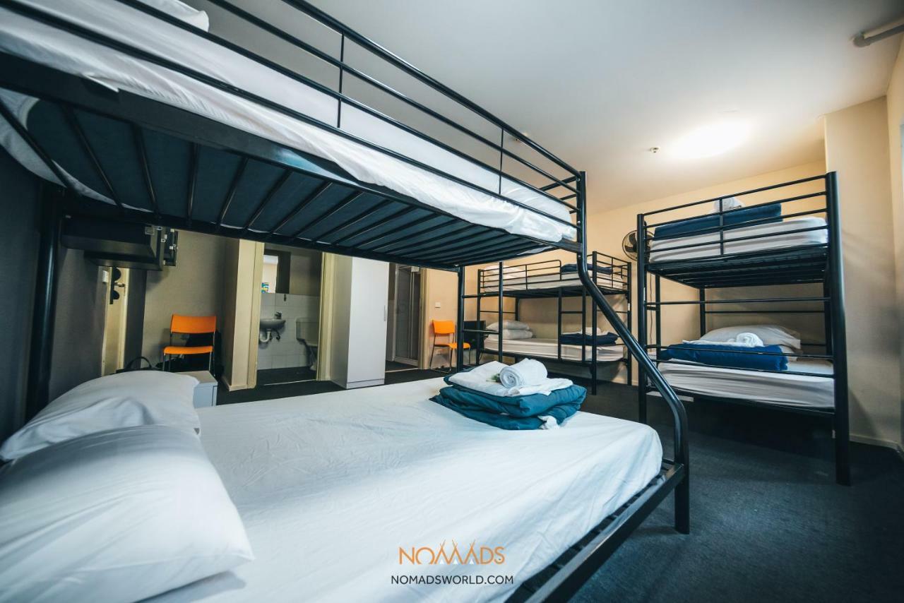 โนแมดส์เมลเบิร์นแบ็คแพคเกอร์ Hostel ภายนอก รูปภาพ