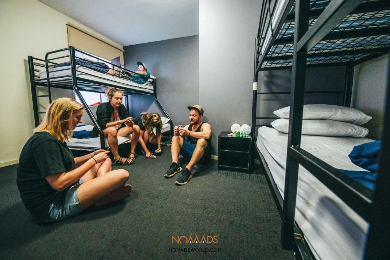 โนแมดส์เมลเบิร์นแบ็คแพคเกอร์ Hostel ภายนอก รูปภาพ