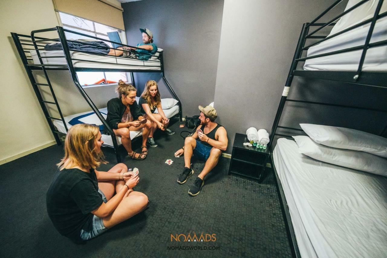 โนแมดส์เมลเบิร์นแบ็คแพคเกอร์ Hostel ภายนอก รูปภาพ