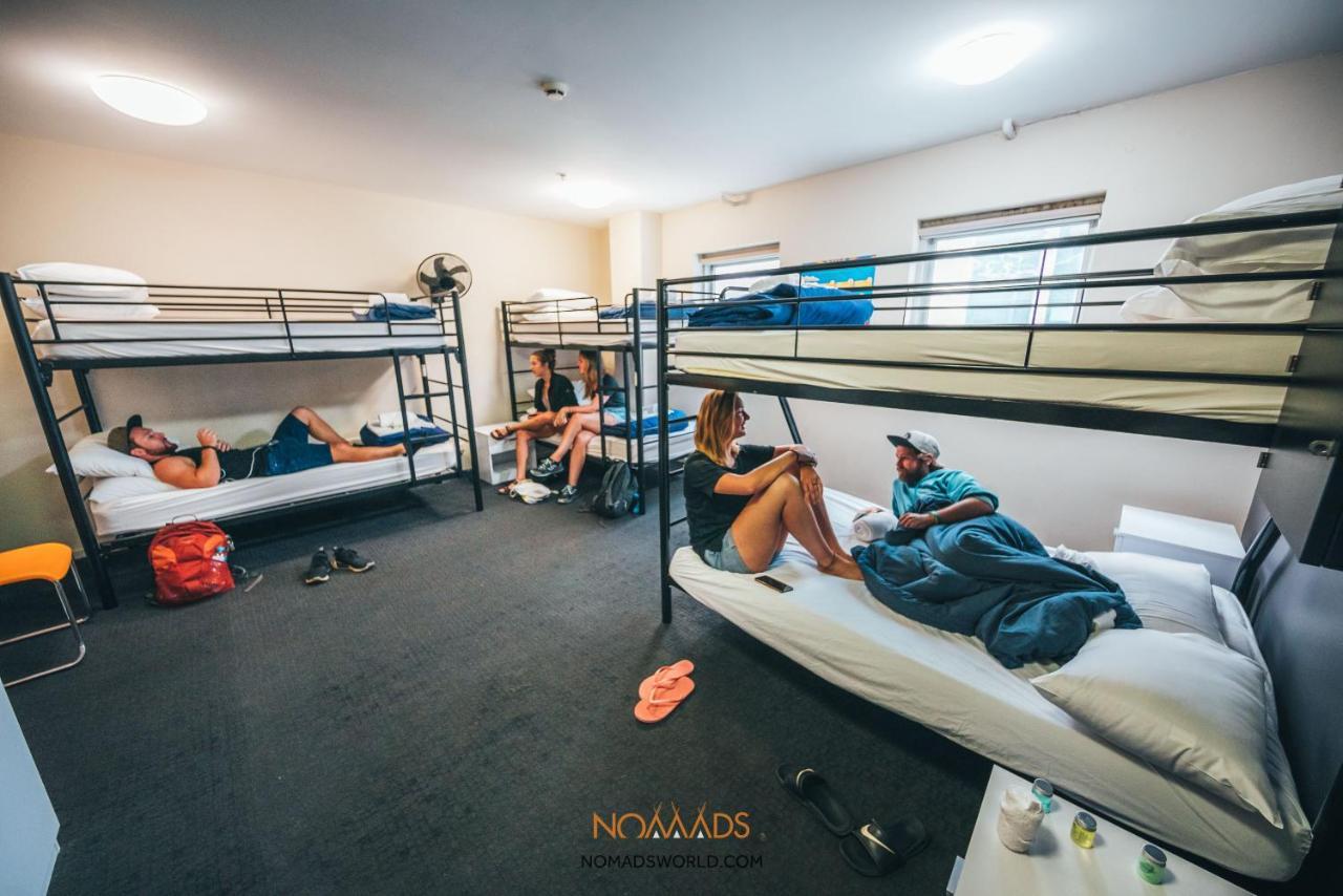 โนแมดส์เมลเบิร์นแบ็คแพคเกอร์ Hostel ภายนอก รูปภาพ